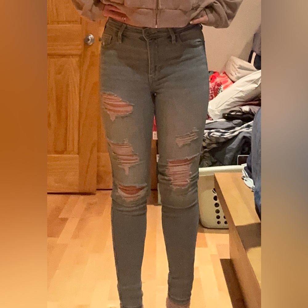 Hollister light washed jeans with rips